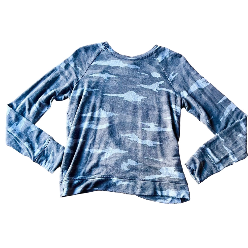 Athleta Girl Camo Comfy Long Sleeve Lounge Top with Petal Back- Large - 12